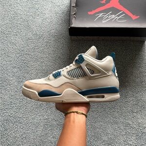 Jordan 4 Military Blue